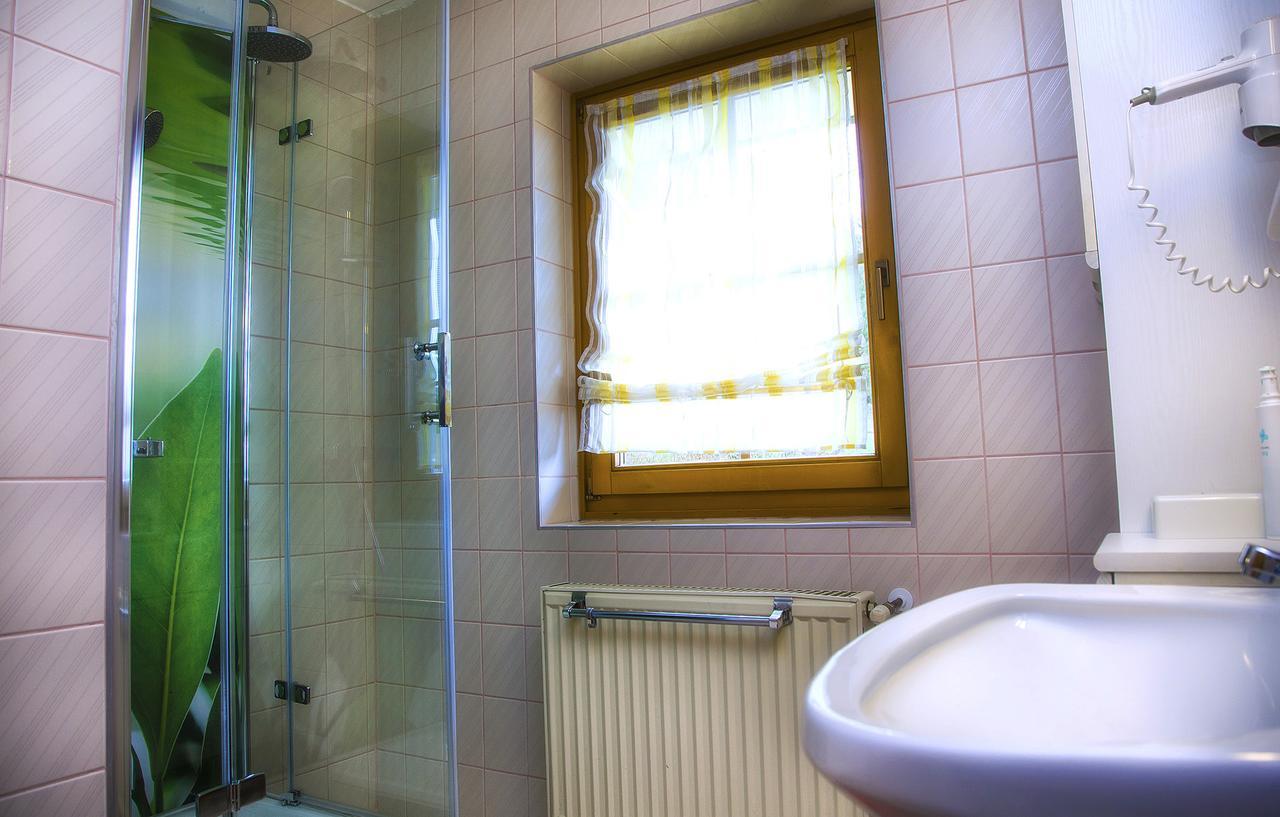 Gaestehaus Goetz Drobollach am Faakersee Ngoại thất bức ảnh
