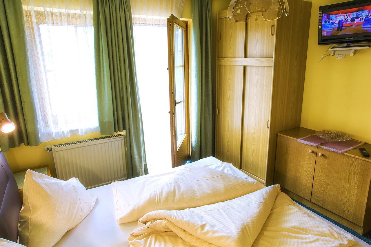 Gaestehaus Goetz Drobollach am Faakersee Ngoại thất bức ảnh