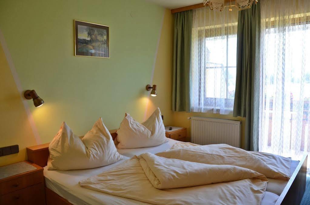 Gaestehaus Goetz Drobollach am Faakersee Ngoại thất bức ảnh